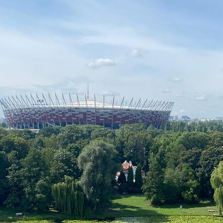 Dedek Park - Historyczny Dworek W Pieknym Parku Skaryszewskim Obok Stadionu Narodowego Warschau Exterior foto